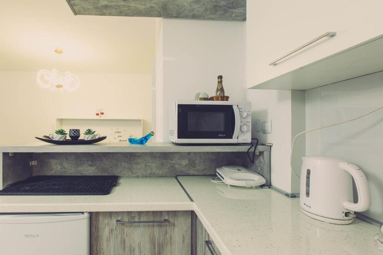 Hristovi Apartments スコピエ エクステリア 写真